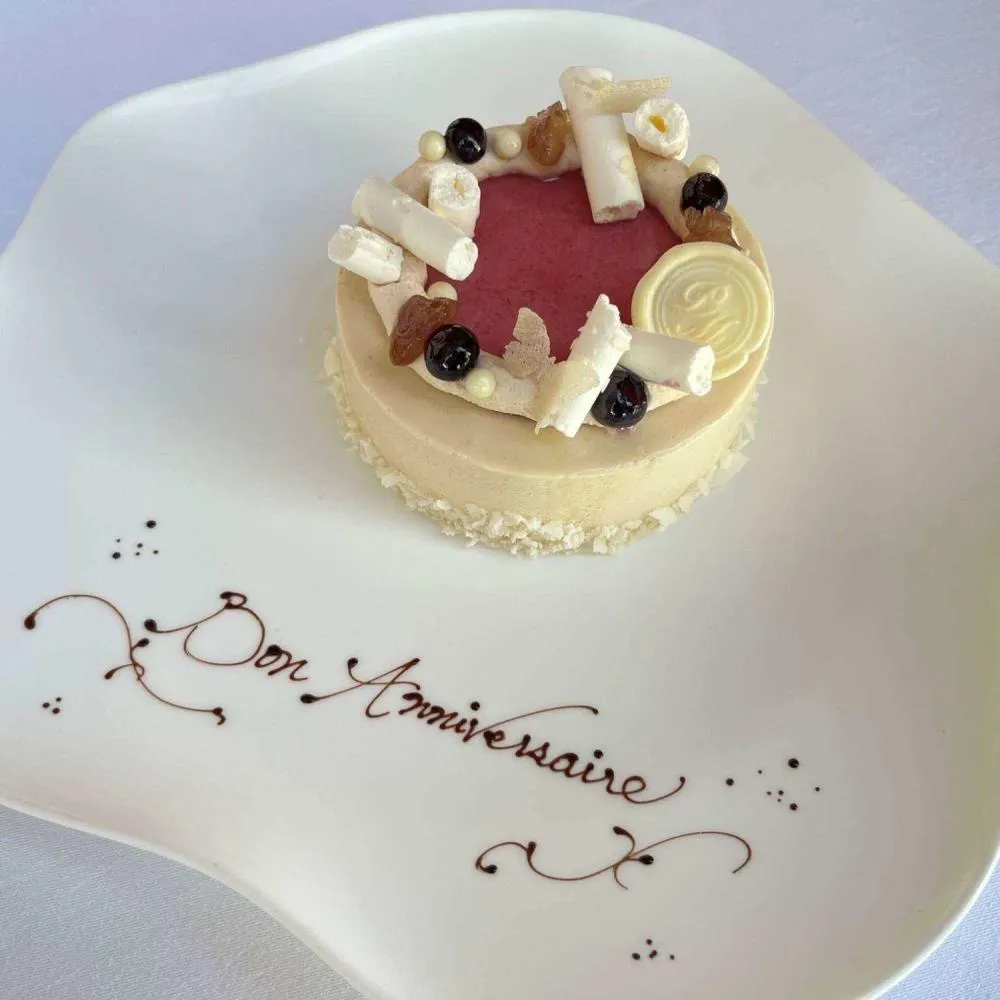 東京 インスタ映えなデザートプレート ホールケーキ ニコリギフト